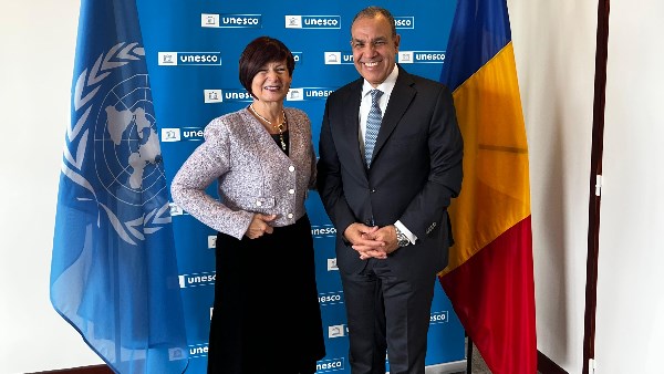 لقاء وزير الخارجية مع رئيسة المؤتمر العام لليونسكو لدعم مرشح مصر