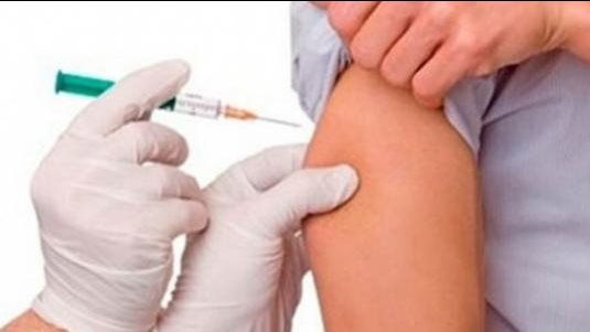 لقاح الإنفلونزا: تنبيه هام حول الجرعة المطلوبة للكبار والصغار