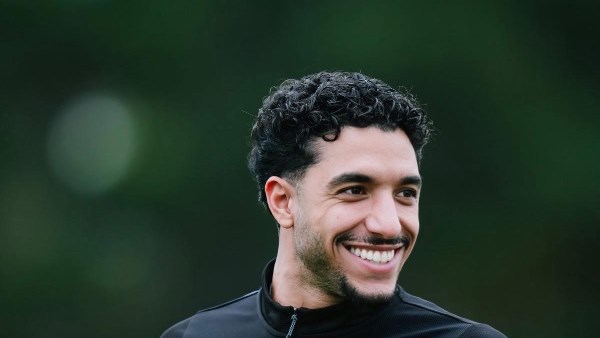 مانشستر سيتي يرحب بعمر مرموش بعد عودته من الإصابة: «مرحب برجوعك يا برنس»