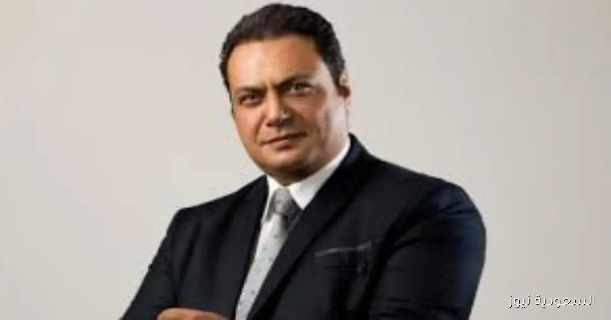 مراد مكرم يحذر: لا تقارني جوزك بقلة إمكانياته