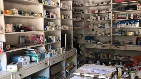 مشاجرة مثيرة بين دبلوماسيين يمنيين وطالب في صيدلية الشيخ زايد