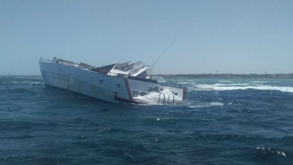 مصرع 40 شخصًا بينهم رضيع جراء غرق مركب قرب سواحل تونس