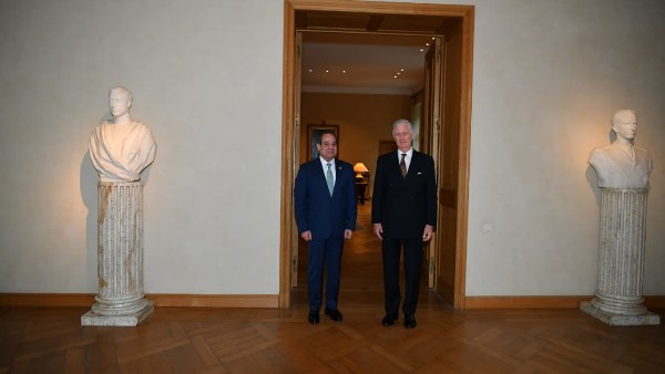 ملك بلجيكا يشيد بجهود الرئيس السيسي في وقف إطلاق النار في غزة ويبحث دعم السياحة والاستثمار