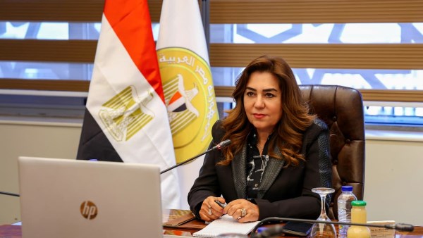 منال عوض: تحسين مستوى الخدمات أولوية لخريجي برنامج إعداد قيادات المحليات