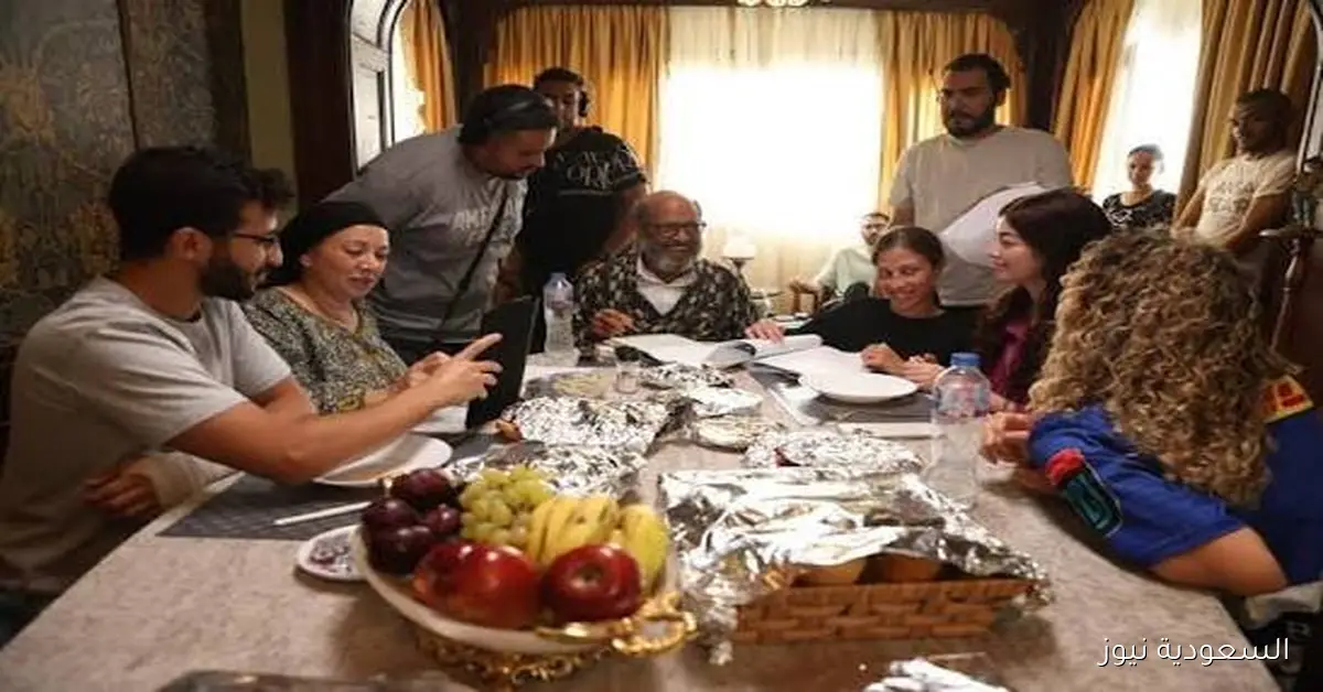 مواعيد عرض مسلسل ولد وبنت وشايب بعد تصدره التريند