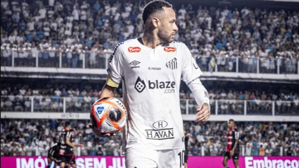 نيمار يقترب من العودة إلى أوروبا من خلال الدوري الإيطالي