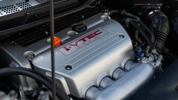 هل تواجه صوت طقطقة مزعج عند تشغيل سيارتك الهوندا؟ إليك السبب