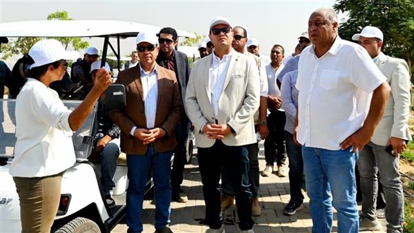 وزير الإسكان يستعرض تفاصيل مشروع حدائق تلال الفسطاط