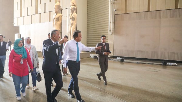 وزير الصحة يعلن استعداد الوزارة لتوفير أعلى معايير الرعاية الطبية لافتتاح المتحف المصري الكبير