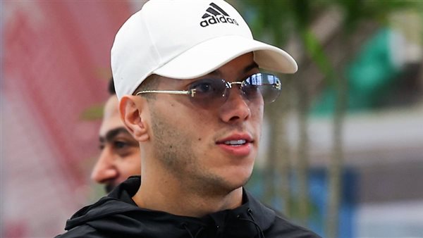 إمام عاشور ينضم إلى بعثة الأهلي المتوجهة إلى الإمارات للمشاركة في السوبر المصري