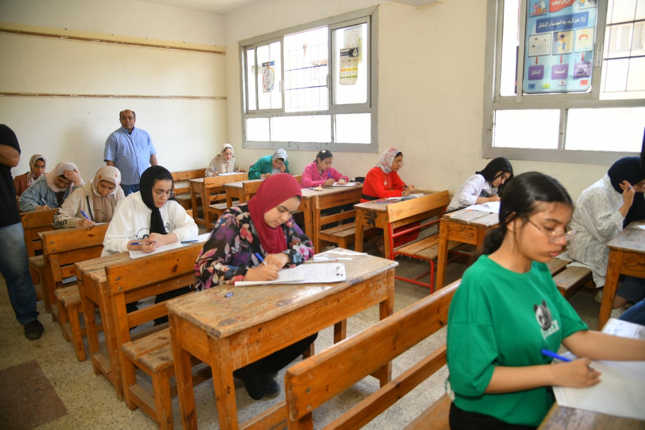 التسجيل النهائي لامتحانات الإعدادية 2025.. خطوات وطريقة تعبئة الاستمارة الإلكترونية