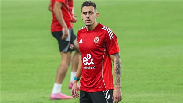 جراديشار يشارك في تدريبات الأهلي استعدادًا للنهائي ضد الزمالك
