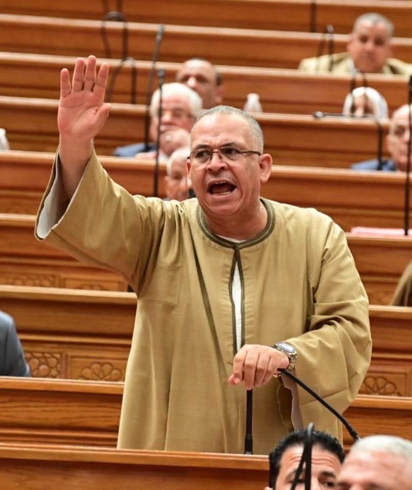 انسحاب غير متوقع لرفعت شكيب من سباق انتخابات مجلس النواب في سوهاج