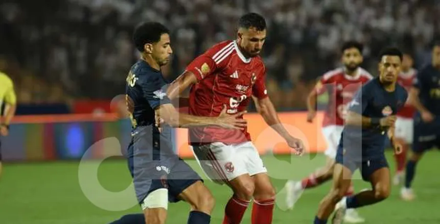 عرض خليجي يضع صفقة الأهلي والزمالك في مأزق