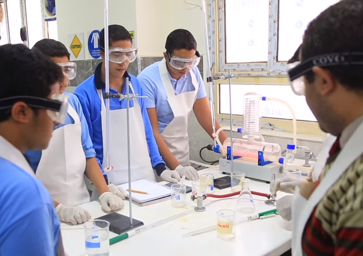 قرار حديث بشأن إعادة تنظيم العمل والدراسة والامتحانات في مدارس المتفوقين والموهوبين