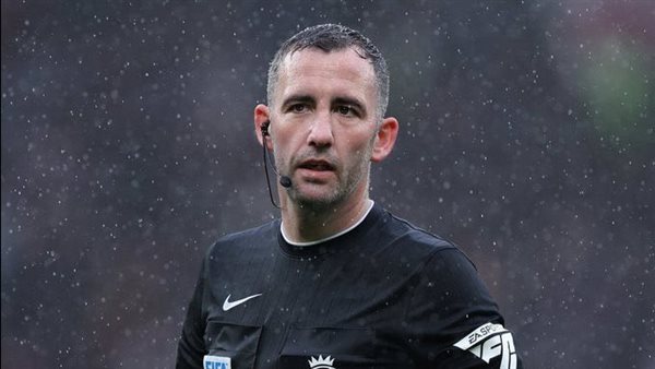 كريس كافاناه يقود مباراة مانشستر سيتي وليفربول في الدوري الإنجليزي