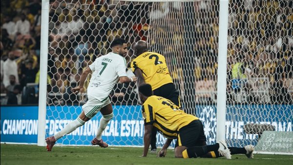 محرز يقود الأهلي لتحقيق انتصار على الاتحاد في الدوري السعودي للمحترفين