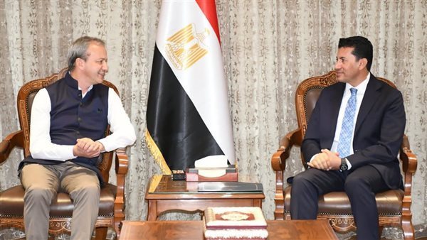 وزير الرياضة يناقش مع رئيس الاتحاد الدولي للشطرنج تطوير اللعبة في مصر