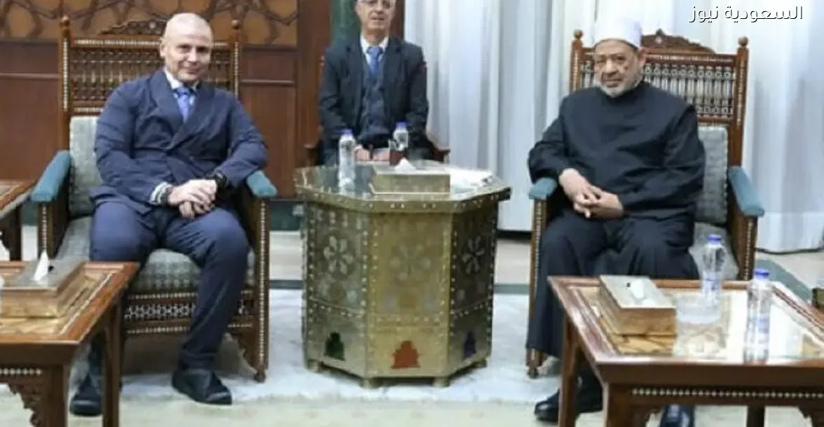 شيخ الأزهر يستقبل سفير إيطاليا لبحث تطورات الأوضاع في غزة