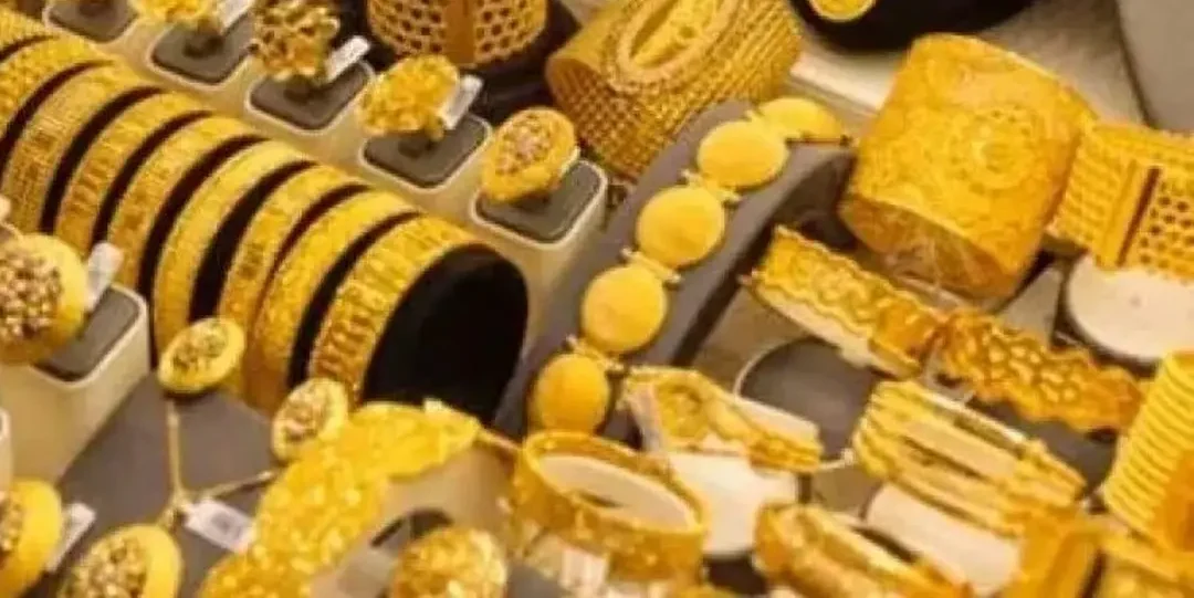 أسعار الذهب في البحرين تشهد تقلبات مع توقعات بارتفاع قوي عالميًا