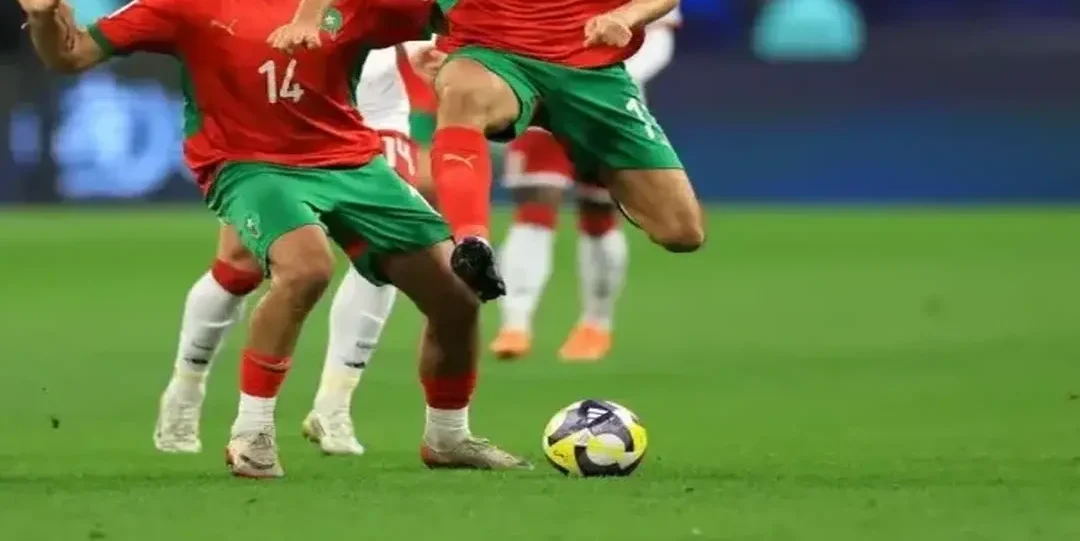 المغرب يحقق فوزاً ساحقاً على الإمارات بثلاثية في كأس العرب 2025