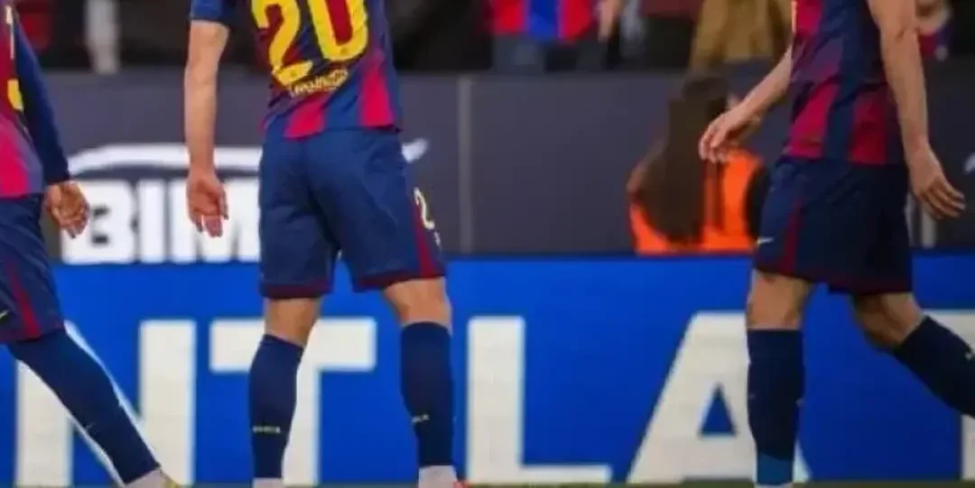 غوادالاخارا ضد برشلونة اكتشف القنوات الناقلة لكأس ملك إسبانيا 2025