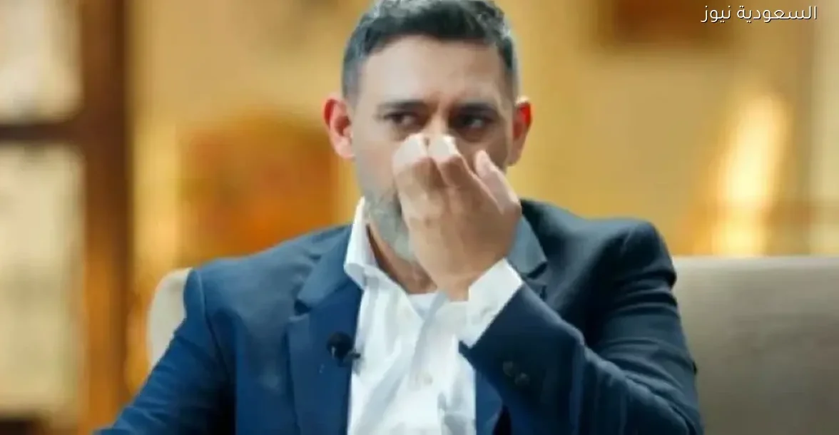 عمرو مصطفى يبكي أثناء حديثه عن صلحه مع عمرو دياب