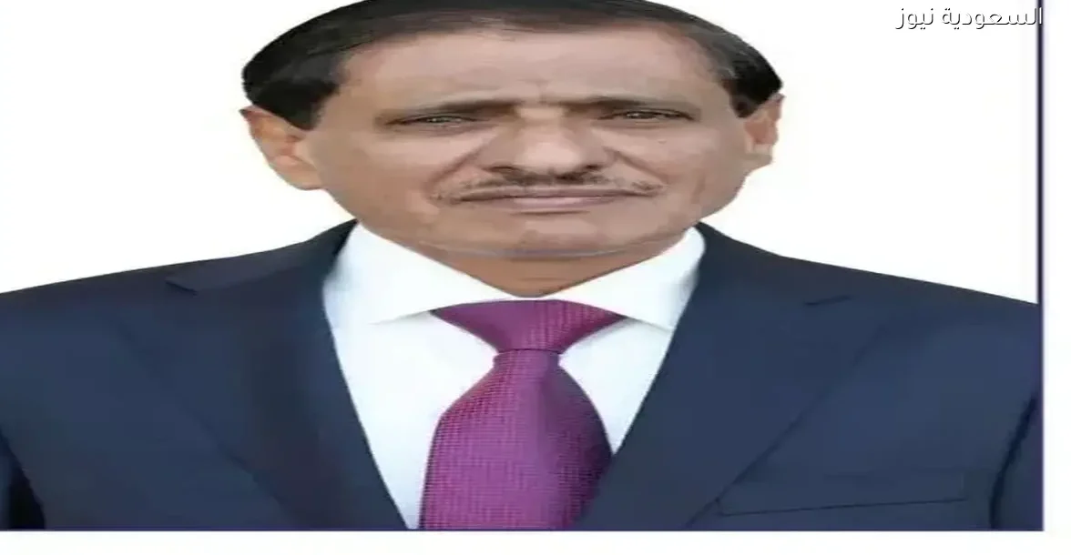 قرار إداري مثير للجدل: البحسني يعزل مدير مكتبه ويعين قريب له بالمجلس الانتقالي