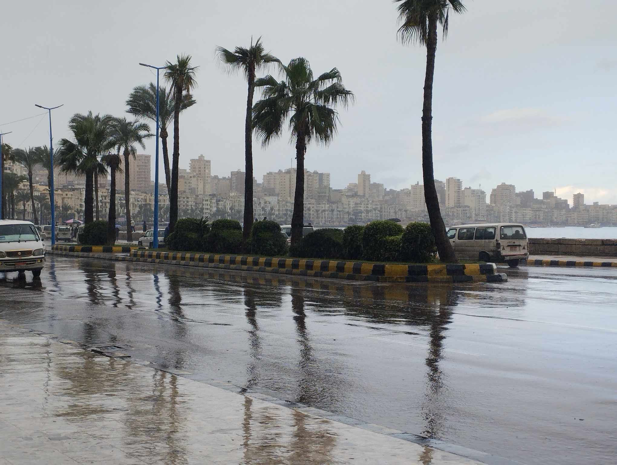 مركز تغير المناخ ينبه من نوة قاسم: تقلبات جوية شديدة وأمطار من يوم الخميس 4 ديسمبر حتى الاثنين 8 ديسمبر