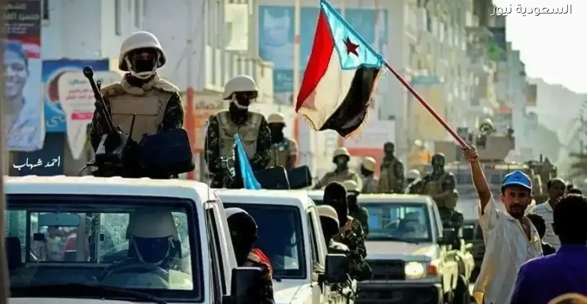 مليشيات الانتقالي تسحب وزراءها من الحكومة في عدن وتعلن التمرد