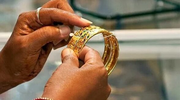 سعر الذهب عيار 21 الأخير اليوم الأربعاء 21 يناير 2026 في السوق