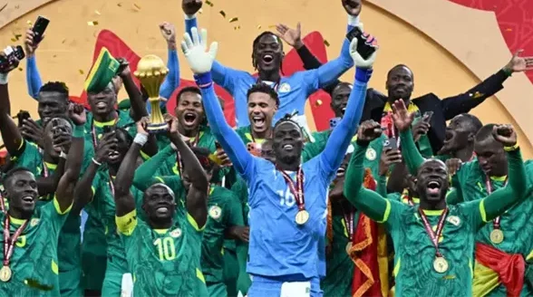الاتحاد السنغالي يعلن رسمياً عن عقوبات كاف في نهائي أفريقيا