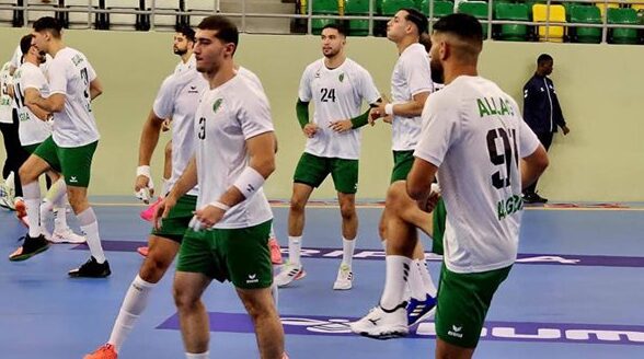 الجزائر تسحق زامبيا في أمم إفريقيا لليد