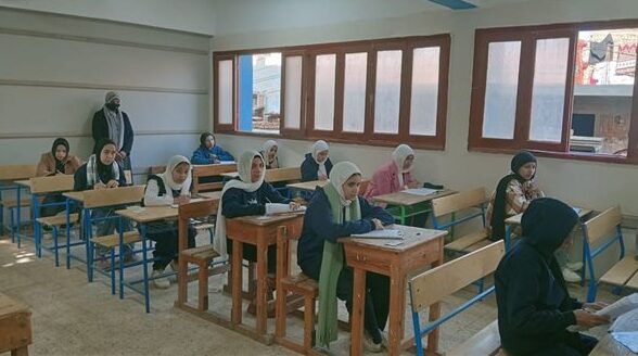 تعليق امتحانات الشهادة الإعدادية غدًا واستئنافها الثلاثاء بسبب ظروف خاصة