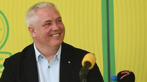 فليمنج بيرج يتعرض لهجوم جماهيري غاضب بعد التعادل مع الهلال