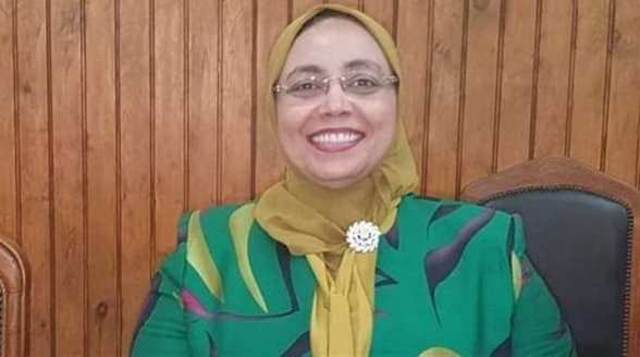 لبنى فريد: امتحانات كلية التجارة بجامعة القاهرة ستبقى منتظمة