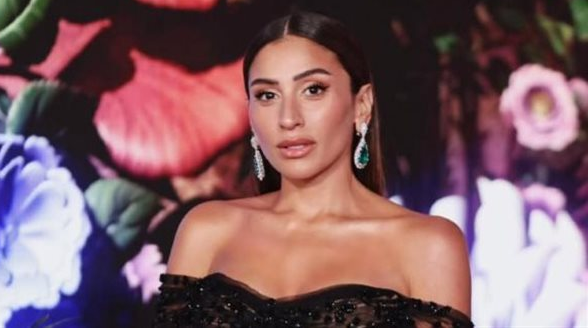 أزمات دينا الشربيني في مسلسل اتنين غيرنا بين الطرد والانتحار