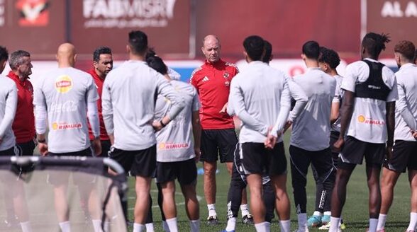 الأهلي يختتم تدريباته في القاهرة قبل السفر لمواجهة شبيبة القبائل بالجزائر