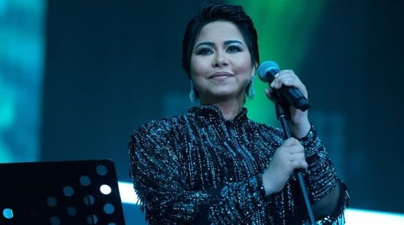 النيابة تحدد موعد محاكمة عاجلة لمسؤول بيع صفحات شيرين عبد الوهاب