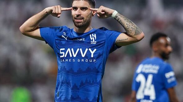 الهلال السعودي يمدد عقد روبن نيفيز حتى عام ألفين وتسعة وعشرين