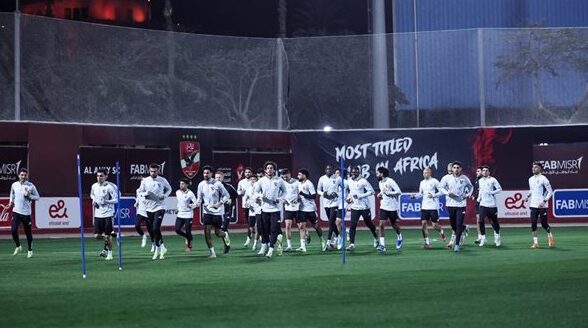 شوبير ينتقد صفقات الأهلي ويشيد بأداء البنك الأهلي