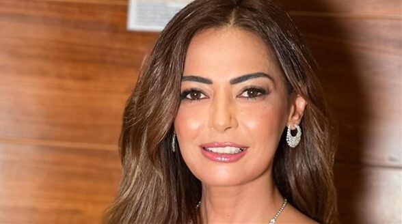 مؤلف «روج أسود» يحرج داليا مصطفى بحديثه عن معاناة المطلقات