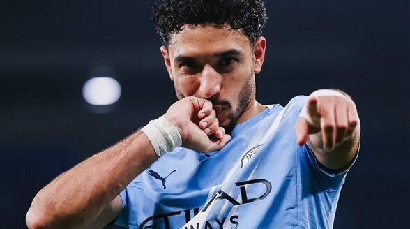 مرموش يتمنى تسجيل هاتريك أمام نيوكاسل ويطمح للفوز باللقب