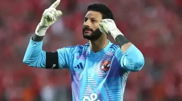 هل تراجع مستوى محمد الشناوي مع الأهلي حسب الأرقام