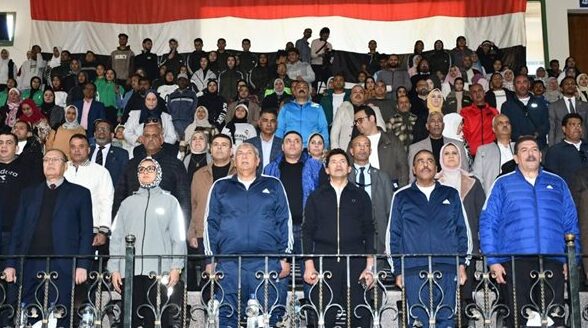 وزير الشباب يختتم فعاليات الأولمبياد الرياضي للمحافظات الحدودية