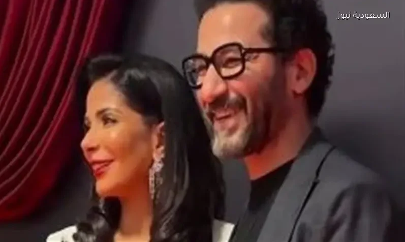 أحمد حلمي يشارك متابعيه لوحة رسمها لزوجته منى زكي عام 1999