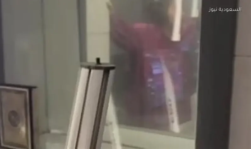 عايزه أشتكي كلمات أغنية شيرين عبد الوهاب الجديدة كاملة