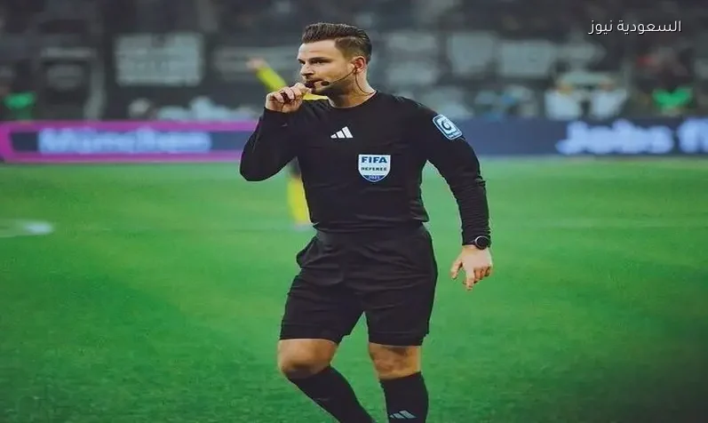 الألماني دانيال شلاجر حكم قمة الأهلي وبيراميدز غدا في دوري نايل