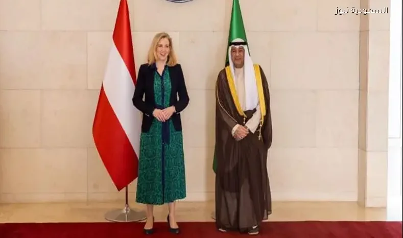 البديوي يناقش مع وزيرة خارجية النمسا الاعتداءات الإيرانية على دول مجلس التعاون