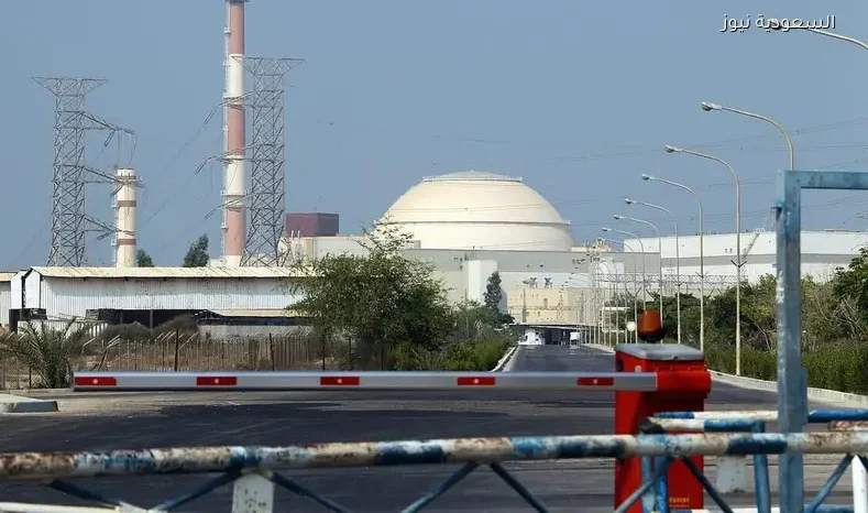 التلفزيون الإيراني يحث المواطنين على تشكيل سلاسل بشرية حول محطات الطاقة